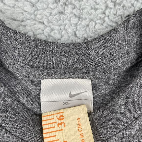 VTG Y2K Nike Embroidered Swoosh Short Sleeve Crewneck T-Shirt Men's XL Gray Tag - Picture 3 of 7